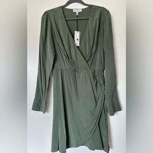 Long-sleeve Michael Stars Mary Surplice Dress Tarragon Green, Size 4